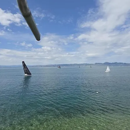 Evasion Au Bord Du Leman, Spa, Sauna, Pied Dans L'eau Apartment