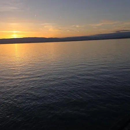Paradis Au Bord Du Avec Privée Lugrin